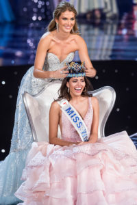 Rico Stephanie Del Valle during the Miss World 2016 pageant at the MGM National Harbor December 18, 2016 in Oxon Hill, Maryland.   / AFP / ZACH GIBSON        (Photo credit should read ZACH GIBSON/AFP/Getty Images)